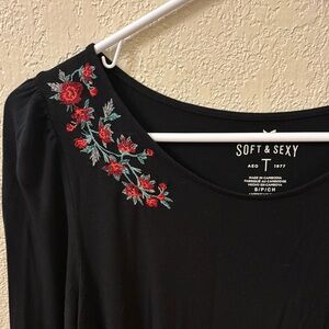 American Eagle Outfitters Black Floral Embroidered Long Sleeve Blouse~Sz Small
